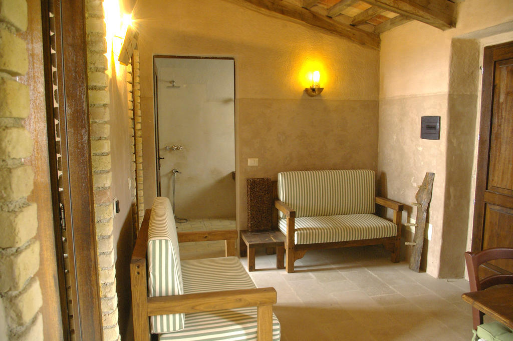 B&B Casale Di Poggioferro 斯坎萨诺 客房 照片
