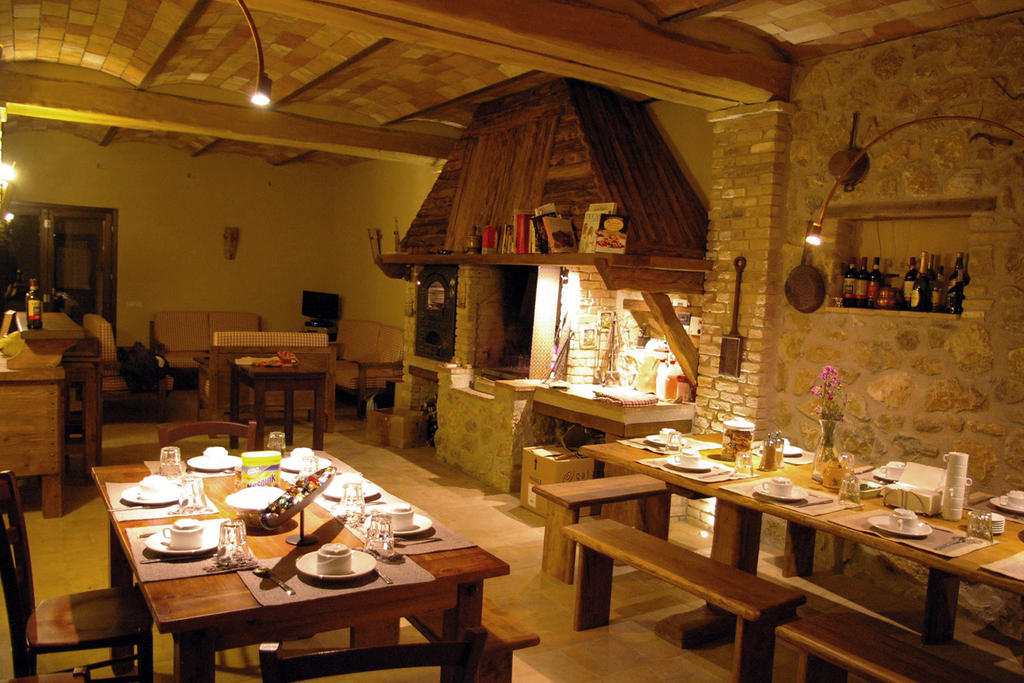 B&B Casale Di Poggioferro 斯坎萨诺 外观 照片